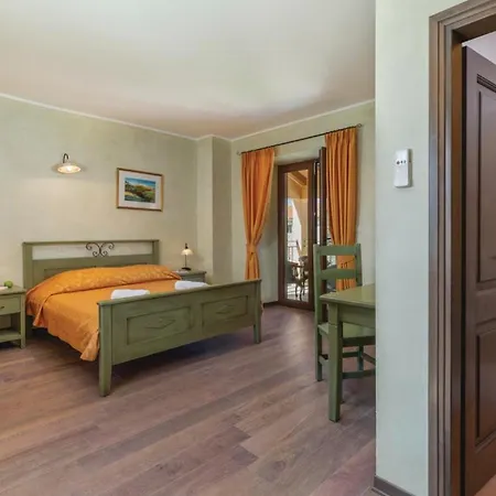 Christina In Ivetici - Haus Fuer 10 Personen Villa *