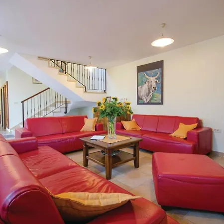 Christina In Ivetici - Haus Fuer 10 Personen